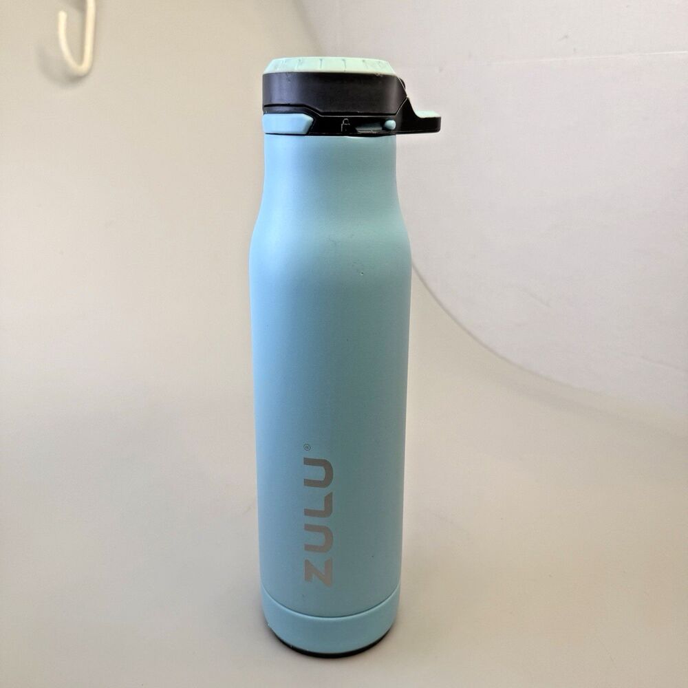 Zulu Stainless Steel Insulated Water Bottle 24 oz Blue Detachable Bottom EUC